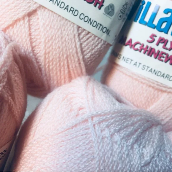 Villawool 5 Ply Machinewash Yarn Lot Of 8 Skeins 280 Lot 8 + 1 Skein 13 Lot 105 - Picture 9 of 12